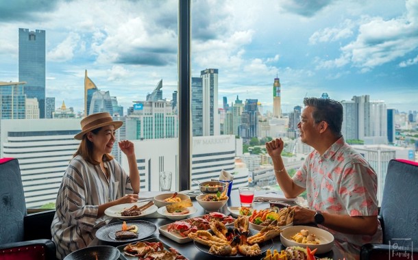 บุฟเฟ่ต์นานาชาติห้องอาหาร Atrium โรงแรม The Landmark Bangkok