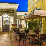 coffee_world รอบหน้าร้าน