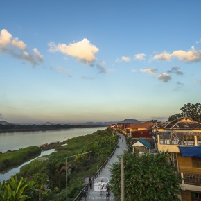 loei_2015-3528