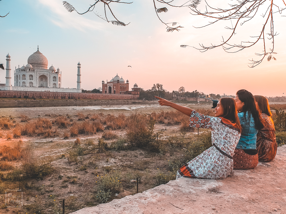 India Second Time มันส์กับงานสาดสีเทศกาล Holi ไปตกหลุมรักกับ Taj Mahal